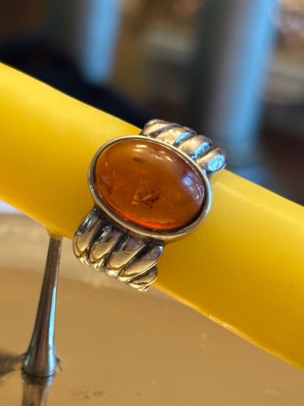 Vintage Sterling Silver 925 Natural Honey Baltic Amber Ribbed Statement Ring